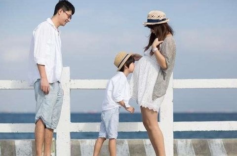 借卵孕妇为何频繁放屁，原因与解析
